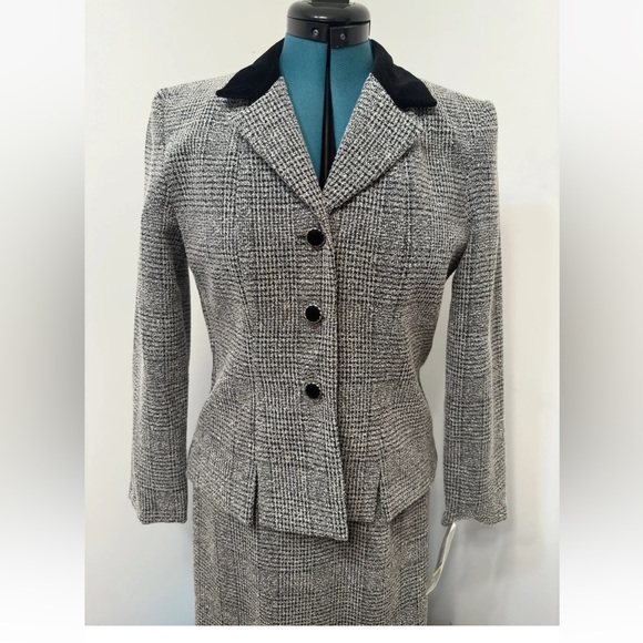 Jessica Howard Petite Black White Tweed Unlined 2 Piece Long Skirt Suit Size 6P. - Picture 4 of 16